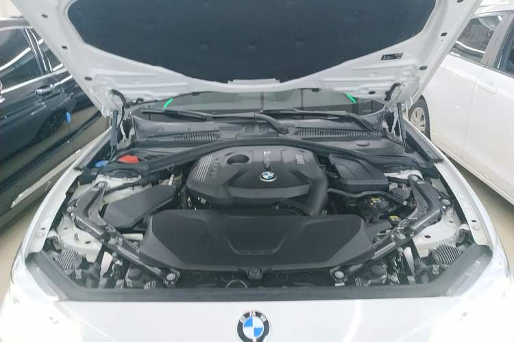 Used BMW 2 Series 2019 225i Convertible Coupe Sports Design Package Engine Bay