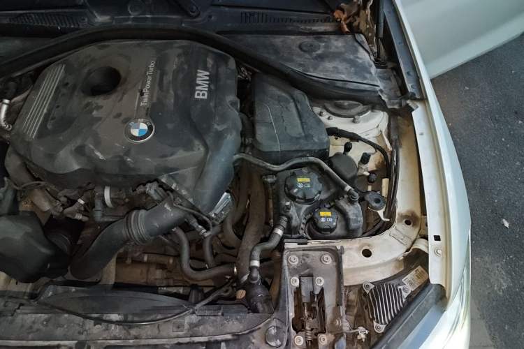 Used BMW 2 Series 2019 225i Sport Design Package Engine Bay Left
