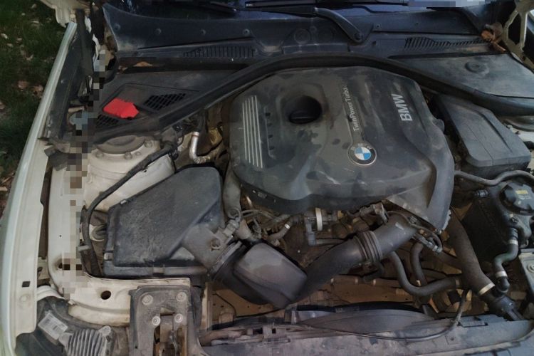Used BMW 2 Series 2019 225i Sport Design Package Engine Bay Right