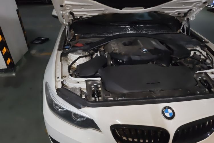 Used BMW 2 Series 2019 225i Sport Design Package Engine Bay Right