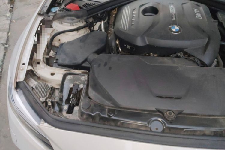 Used BMW 2 Series 2019 225i Sport Design Package Engine Bay Right