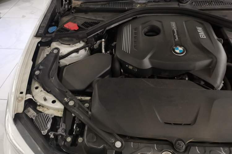 Used BMW 2 Series 2019 225i Convertible Coupe Sports Design Package Engine Bay Right