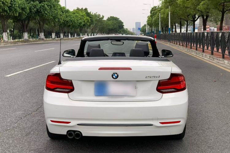 Used BMW 2 Series 2019 225i Convertible Coupe Sports Design Package Exterior 14