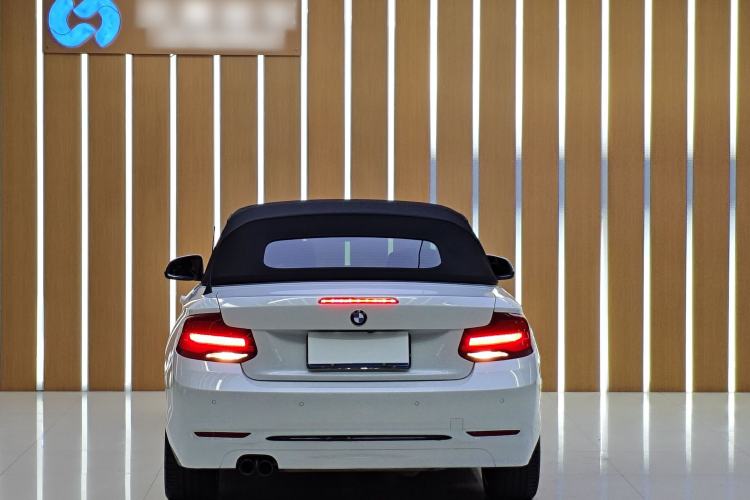 Used BMW 2 Series 2019 225i Convertible Coupe Sports Design Package Exterior 3