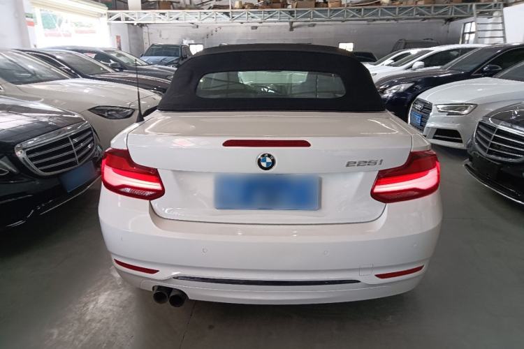 Used BMW 2 Series 2019 225i Convertible Coupe Sports Design Package Exterior 4