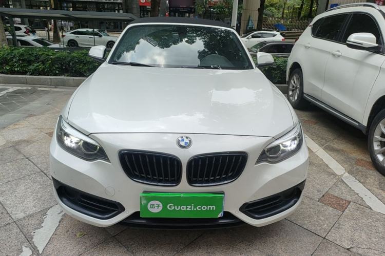 Used BMW 2 Series 2019 225i Convertible Coupe Sports Design Package Front