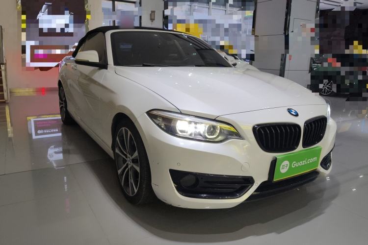 Used BMW 2 Series 2019 225i Convertible Coupe Sports Design Package Front Right 45 Deg