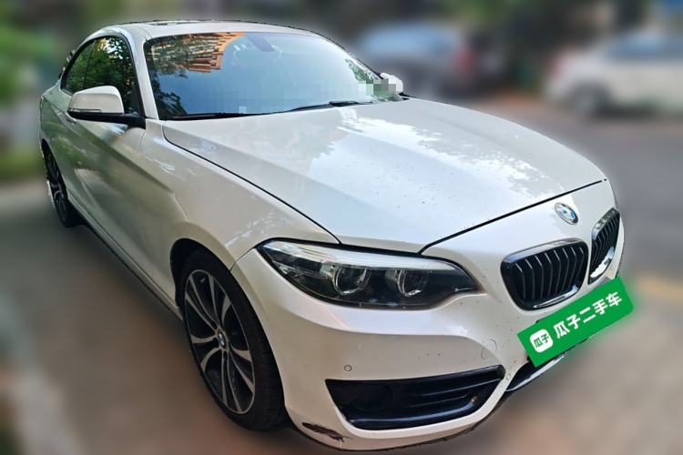 Used BMW 2 Series 2019 225i Sport Design Package Front Right 45 Deg
