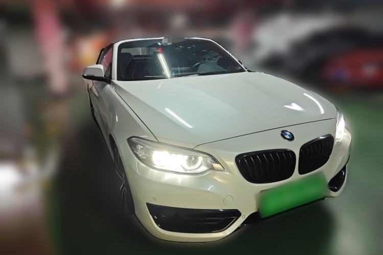 Used BMW 2 Series 2019 225i Convertible Coupe Sports Design Package Front Right 45 Deg
