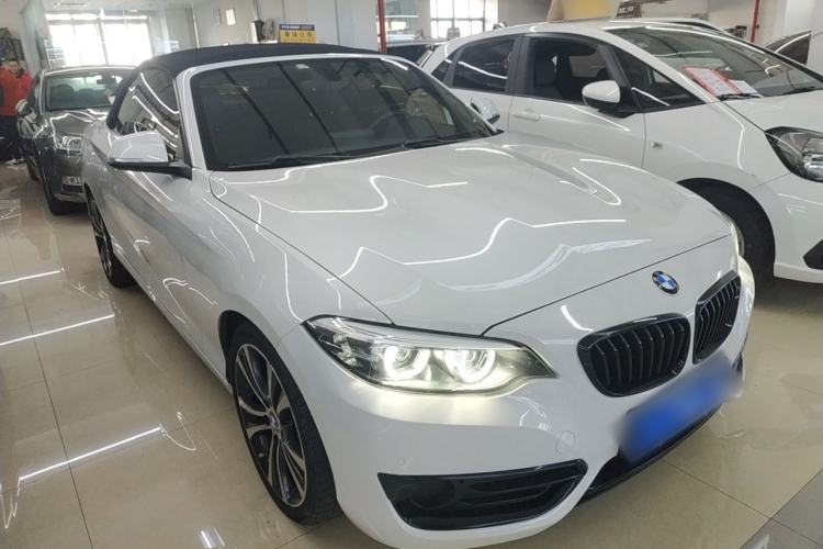 Used BMW 2 Series 2019 225i Convertible Coupe Sports Design Package Front Right 45 Deg