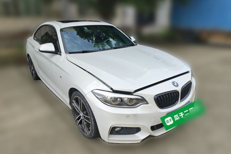 Used BMW 2 Series 2019 225i Luxury Model with M Sport Package Front Right 45 Deg