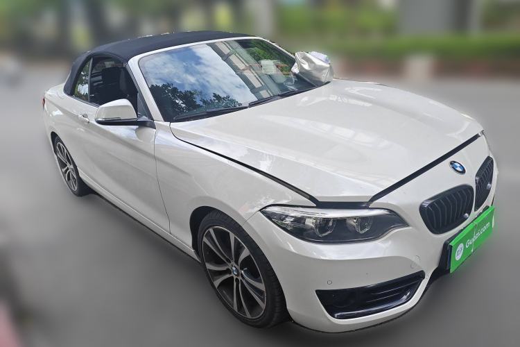 Used BMW 2 Series 2019 225i Convertible Coupe Sports Design Package Front Right 45 Deg