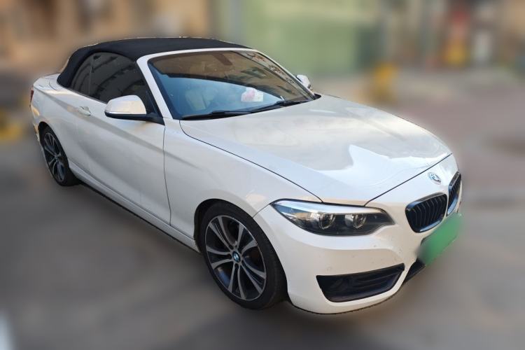 Used BMW 2 Series 2019 225i Convertible Coupe Sports Design Package Front Right 45 Deg