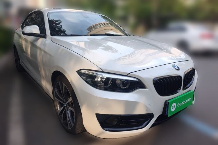 Used BMW 2 Series 2019 225i Sport Design Package Front Right 45 Deg