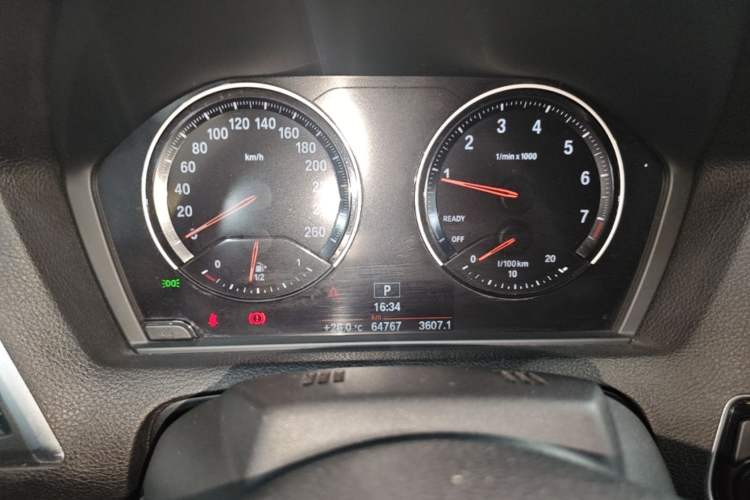 Used BMW 2 Series 2019 225i Convertible Coupe Sports Design Package Instrument Cluster