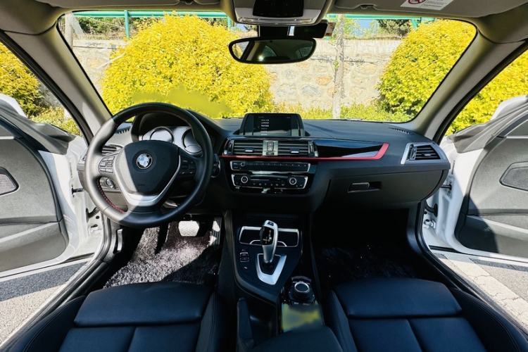 Used BMW 2 Series 2019 225i Sport Design Package Interior 1