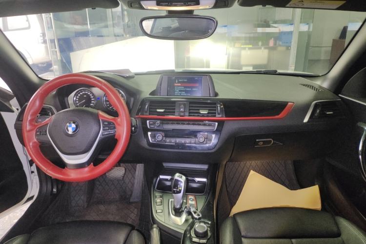 Used BMW 2 Series 2019 225i Convertible Coupe Sports Design Package Interior 2