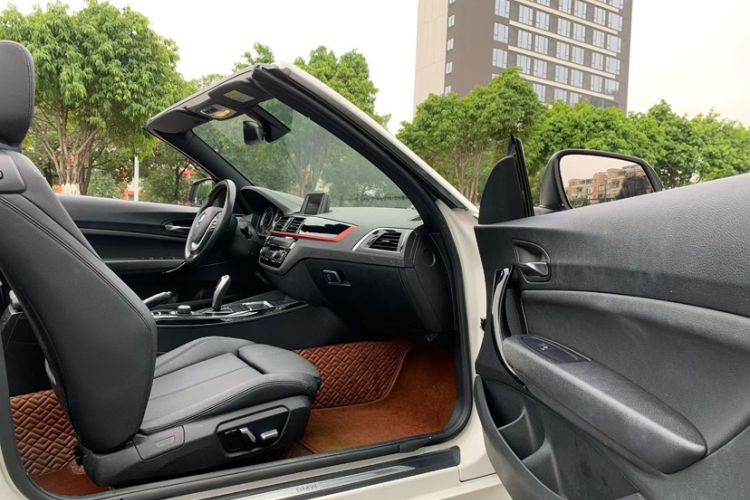 Used BMW 2 Series 2019 225i Convertible Coupe Sports Design Package Interior 6