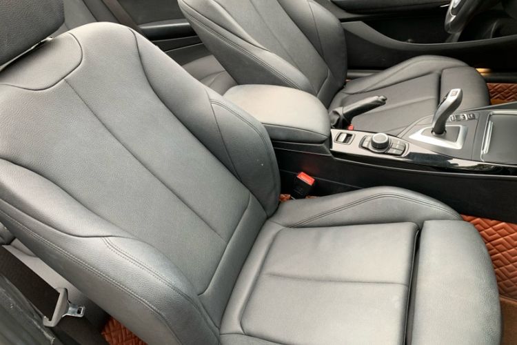 Used BMW 2 Series 2019 225i Convertible Coupe Sports Design Package Interior 9