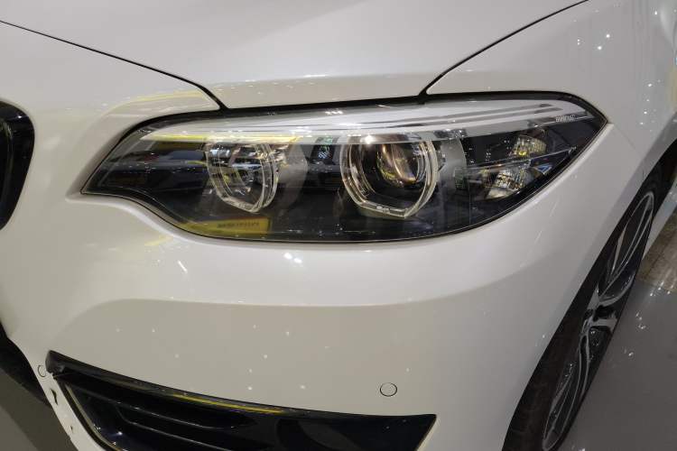 Used BMW 2 Series 2019 225i Convertible Coupe Sports Design Package Left Front Headlight