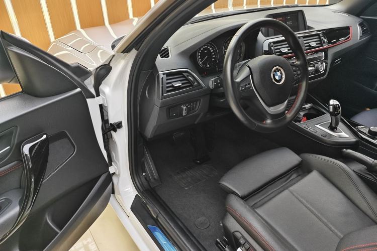 Used BMW 2 Series 2019 225i Convertible Coupe Sports Design Package Left Front Seat