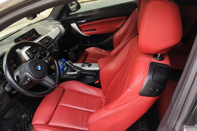 Used BMW 2 Series 2019 225i Luxury Model with M Sport Package Left Front Seat