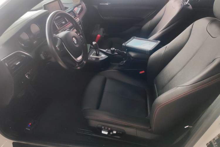 Used BMW 2 Series 2019 225i Convertible Coupe Sports Design Package Left Front Seat