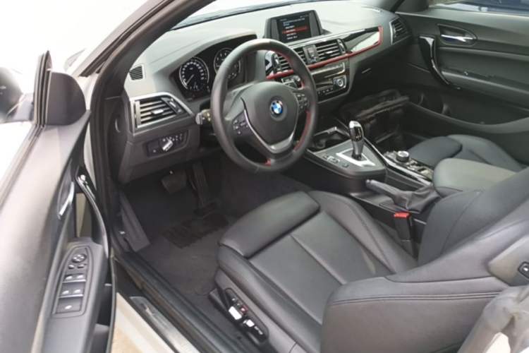 Used BMW 2 Series 2019 225i Convertible Coupe Sports Design Package Left Front Seat
