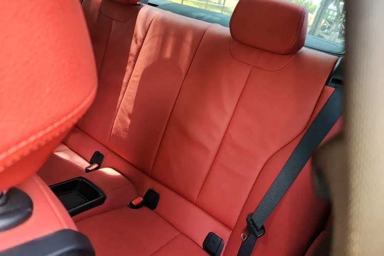 Used BMW 2 Series 2019 225i Luxury Model with M Sport Package Left Rear Seat