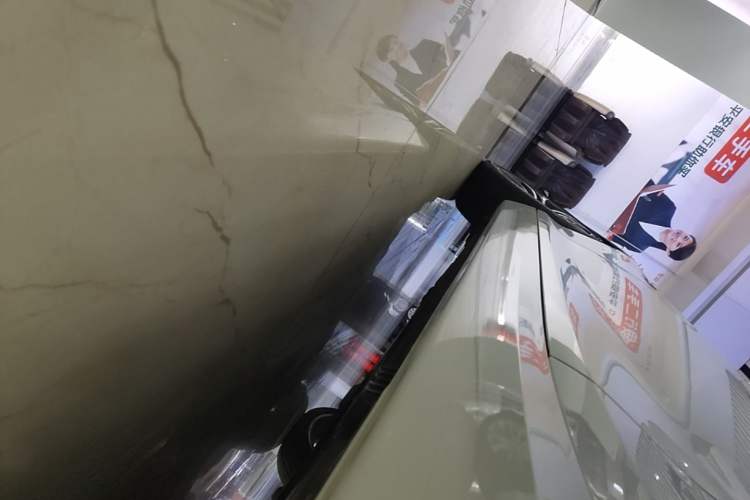 Used BMW 2 Series 2019 225i Sport Design Package Left Side Sill