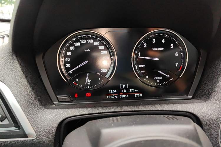 Used BMW 2 Series 2019 225i Convertible Coupe Sports Design Package Odometer Close Up