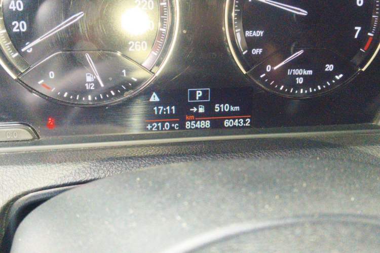 Used BMW 2 Series 2019 225i Sport Design Package Odometer Close Up