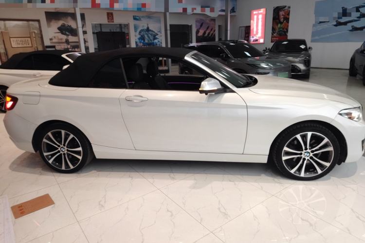 Used BMW 2 Series 2019 225i Convertible Coupe Sports Design Package Rear Right 45 Deg