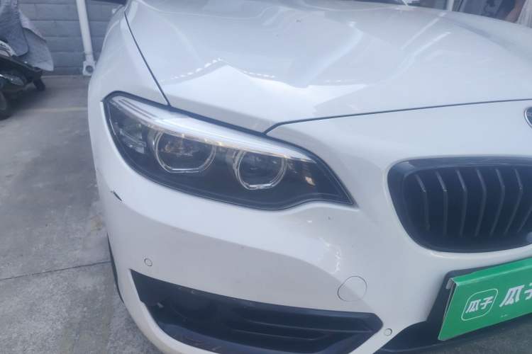 Used BMW 2 Series 2019 225i Convertible Coupe Sports Design Package Right Front Headlight