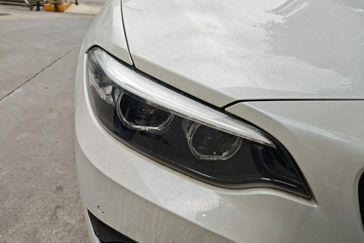 Used BMW 2 Series 2019 225i Convertible Coupe Sports Design Package Right Front Headlight