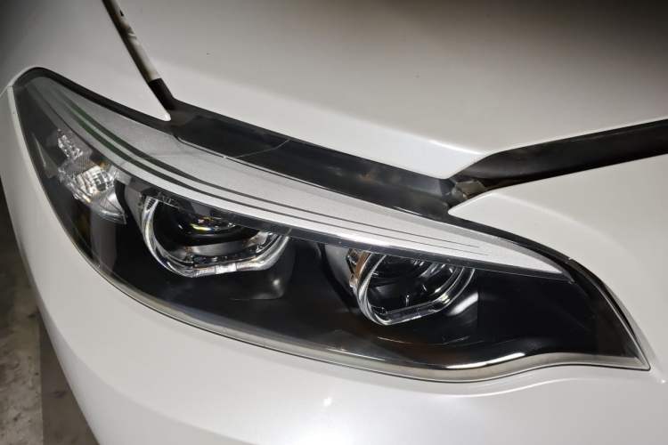 Used BMW 2 Series 2019 225i Sport Design Package Right Front Headlight