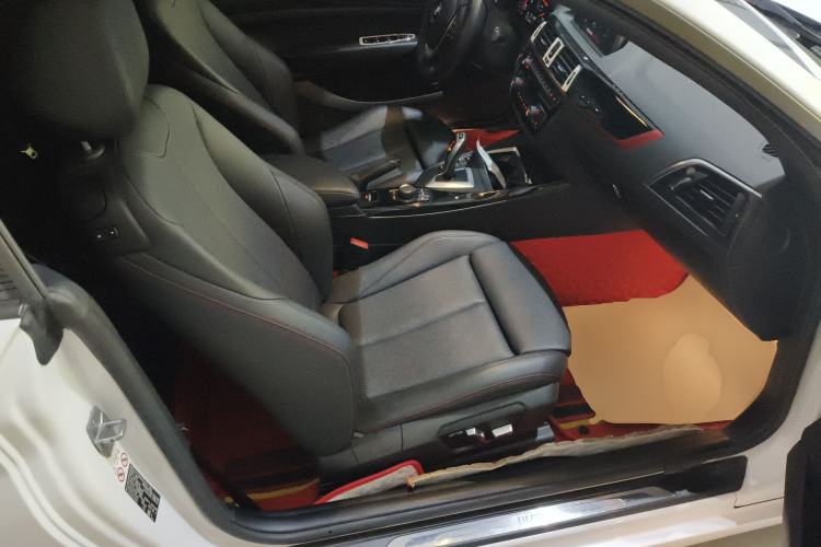 Used BMW 2 Series 2019 225i Convertible Coupe Sports Design Package Right Front Seat