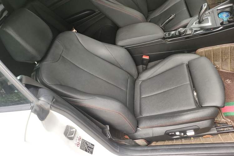Used BMW 2 Series 2019 225i Convertible Coupe Sports Design Package Right Front Seat