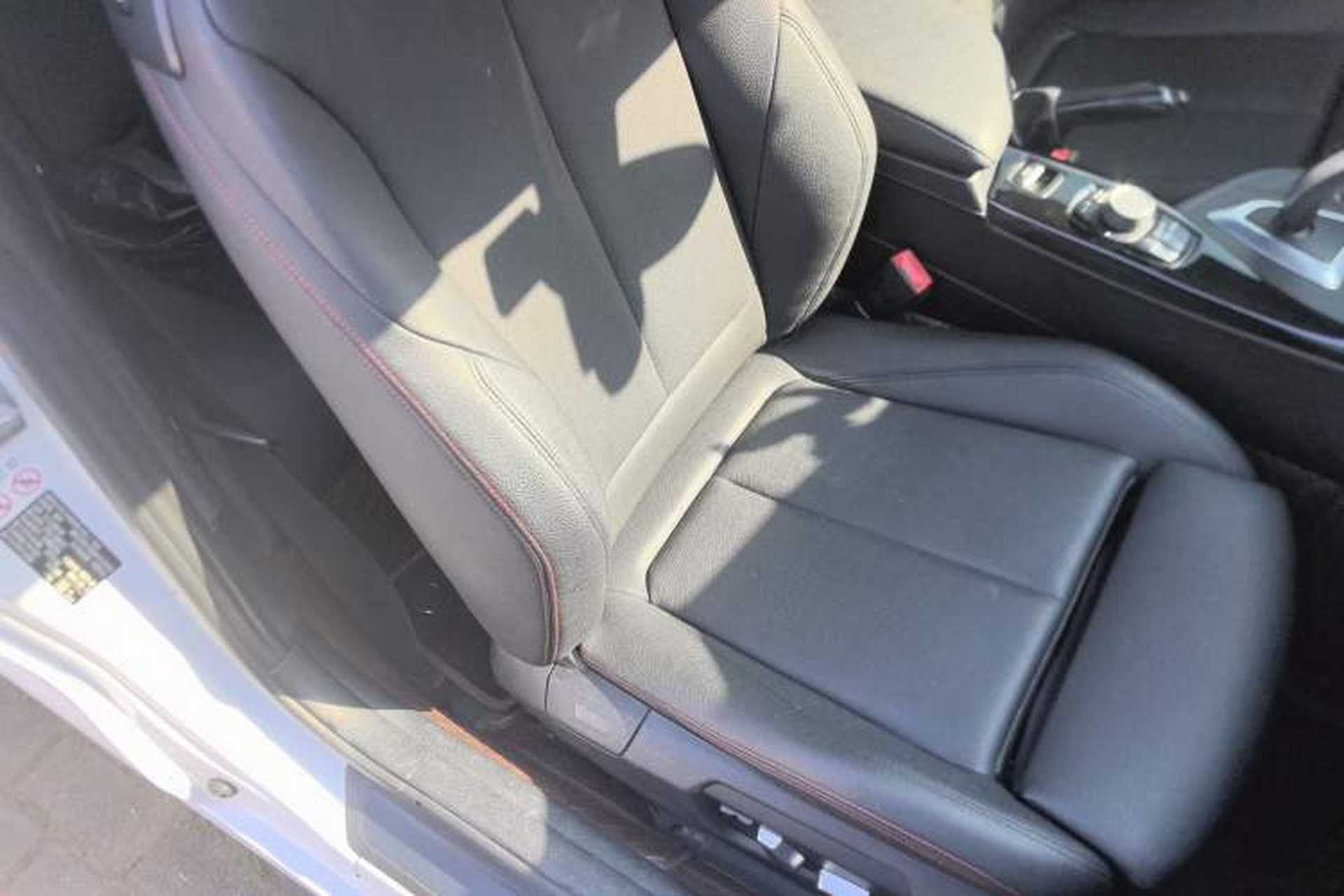Used BMW 2 Series 2019 225i Convertible Coupe Sports Design Package Right Front Seat