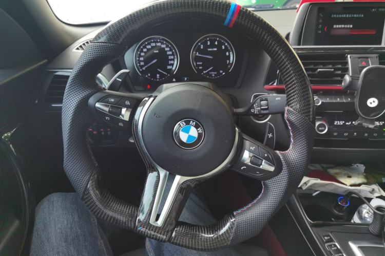 Used BMW 2 Series 2019 225i Convertible Coupe Sports Design Package Steering Wheel