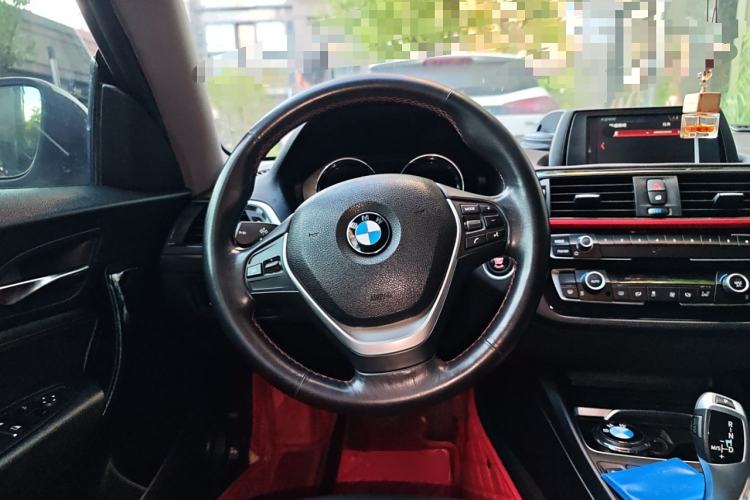 Used BMW 2 Series 2019 225i Sport Design Package Steering Wheel