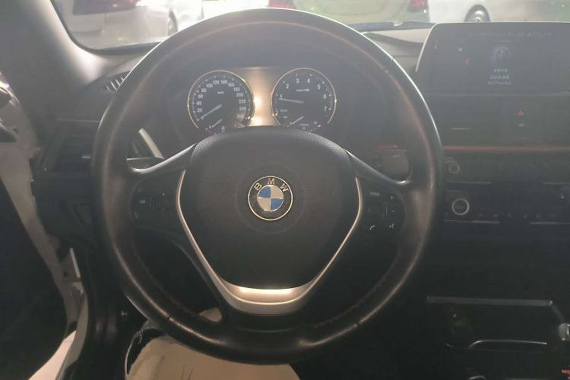 Used BMW 2 Series 2019 225i Convertible Coupe Sports Design Package Steering Wheel