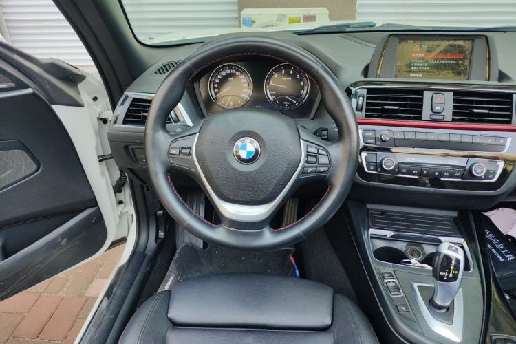 Used BMW 2 Series 2019 225i Convertible Coupe Sports Design Package Steering Wheel