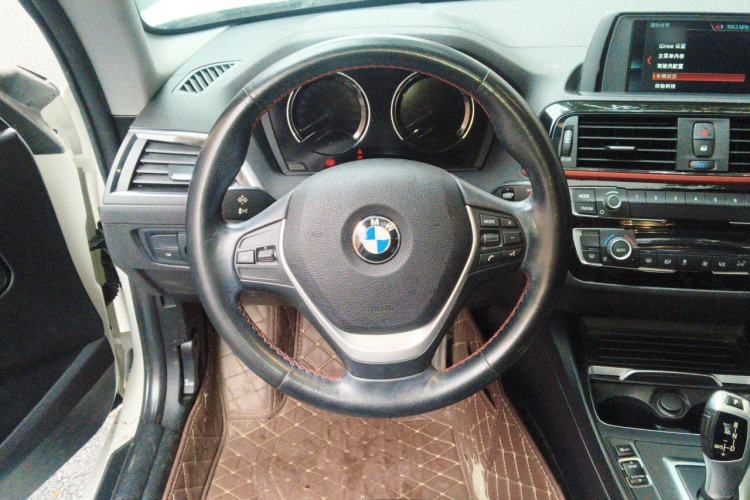 Used BMW 2 Series 2019 225i Sport Design Package Steering Wheel