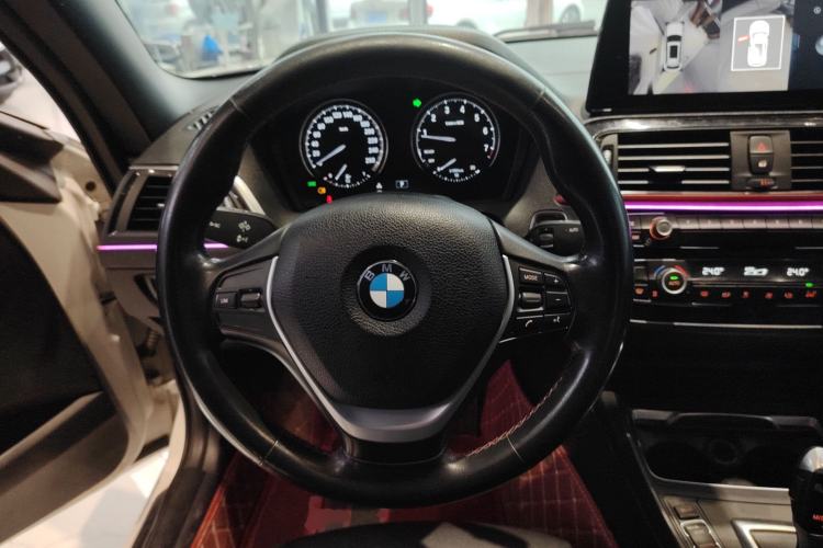 Used BMW 2 Series 2019 225i Convertible Coupe Sports Design Package Steering Wheel