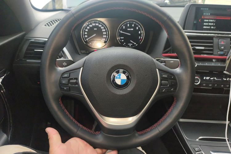 Used BMW 2 Series 2019 225i Sport Design Package Steering Wheel