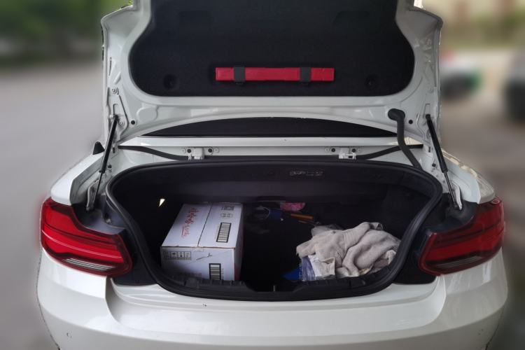 Used BMW 2 Series 2019 225i Convertible Coupe Sports Design Package Trunk