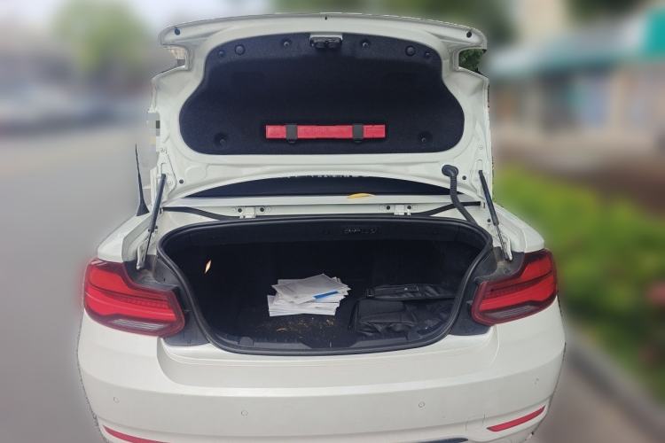Used BMW 2 Series 2019 225i Convertible Coupe Sports Design Package Trunk
