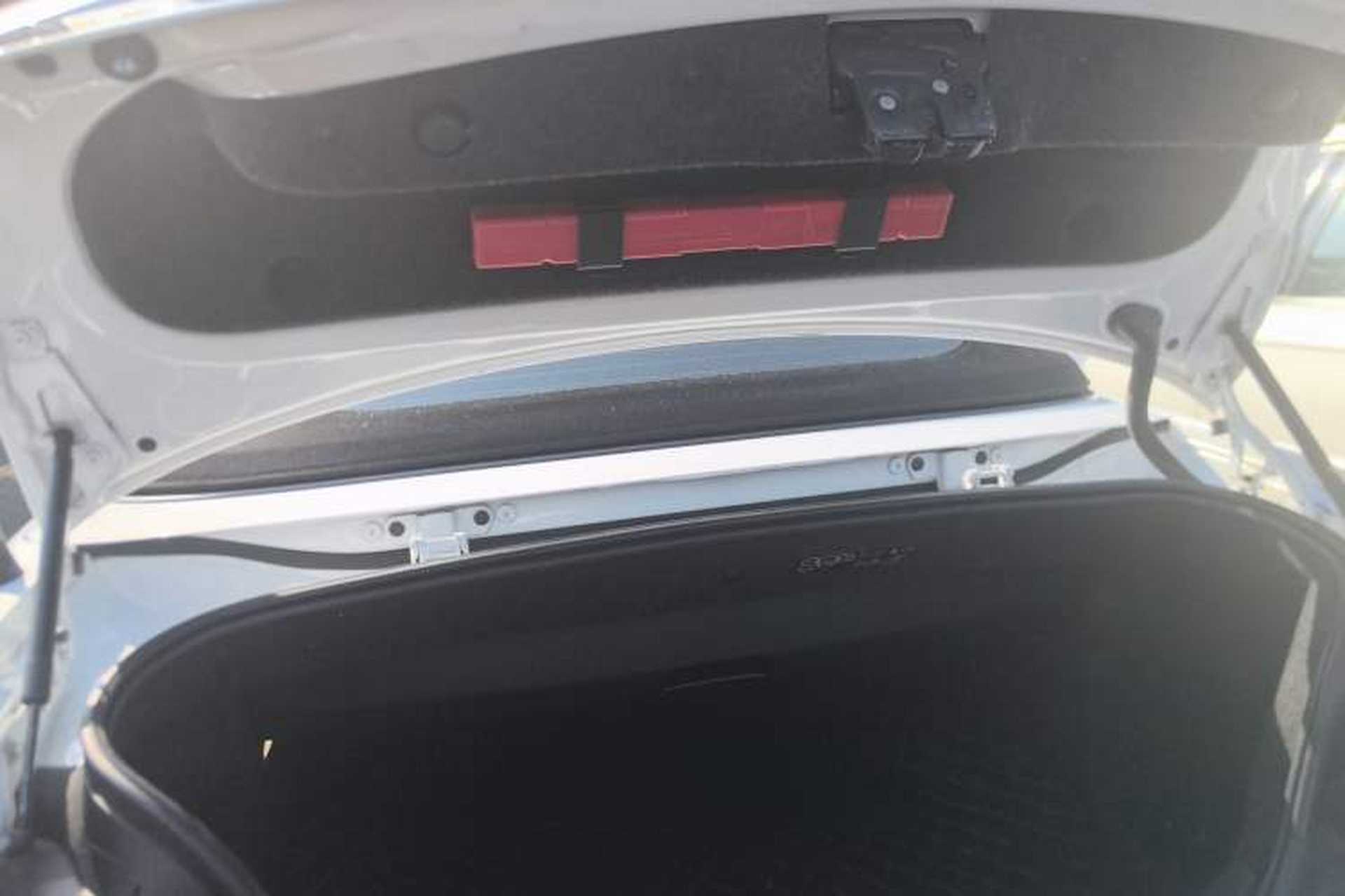 Used BMW 2 Series 2019 225i Convertible Coupe Sports Design Package Trunk