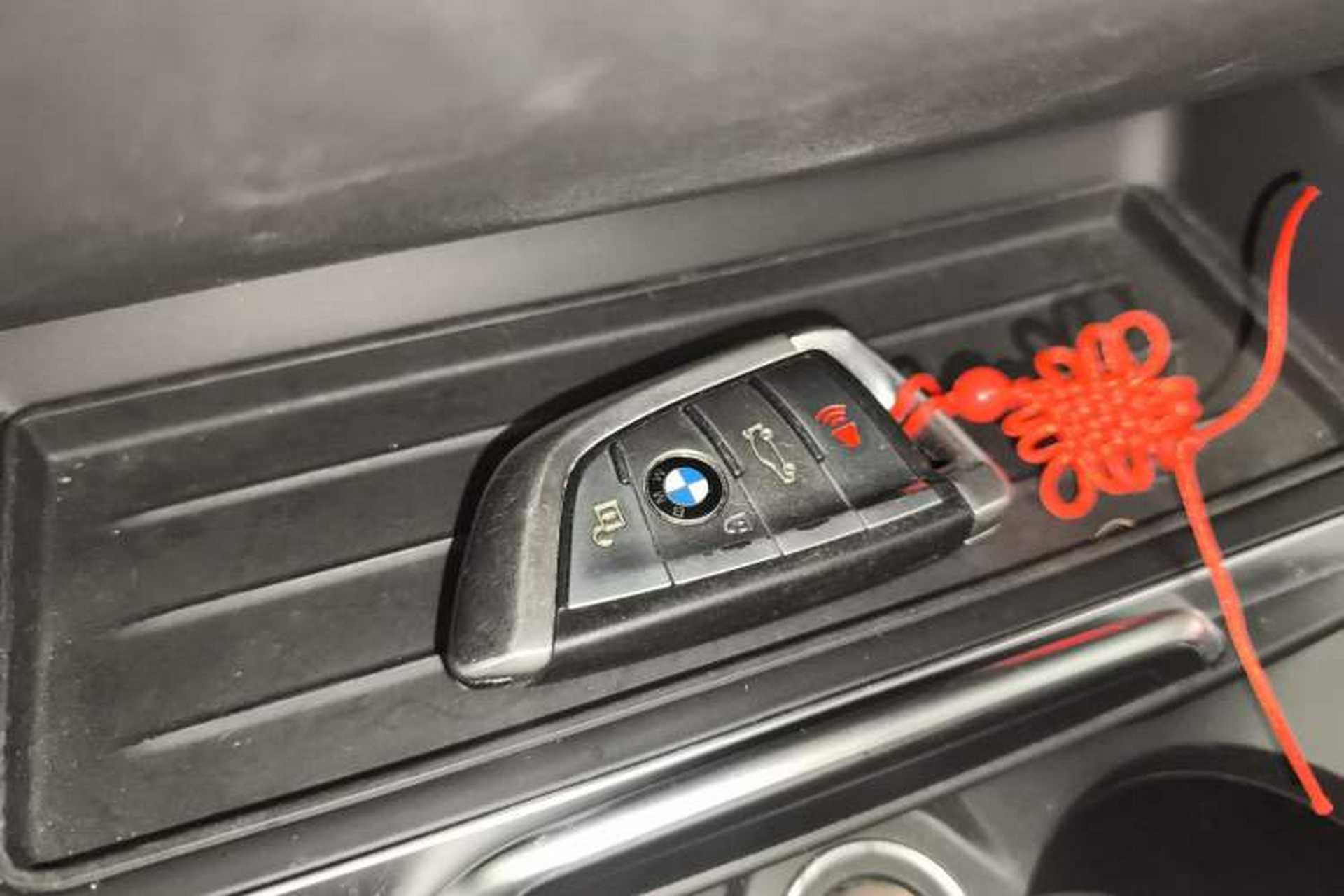 Used BMW 2 Series 2019 225i Convertible Coupe Sports Design Package Vehicle Key